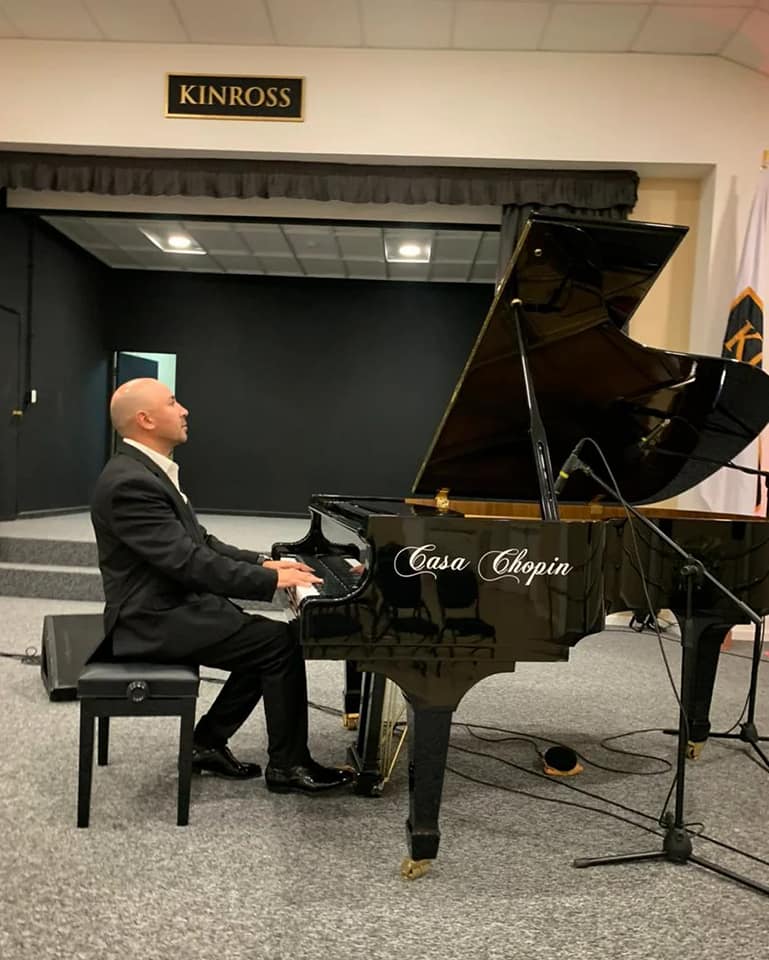 Juan Estay performing at the Kinross venue with Casa Chopin piano